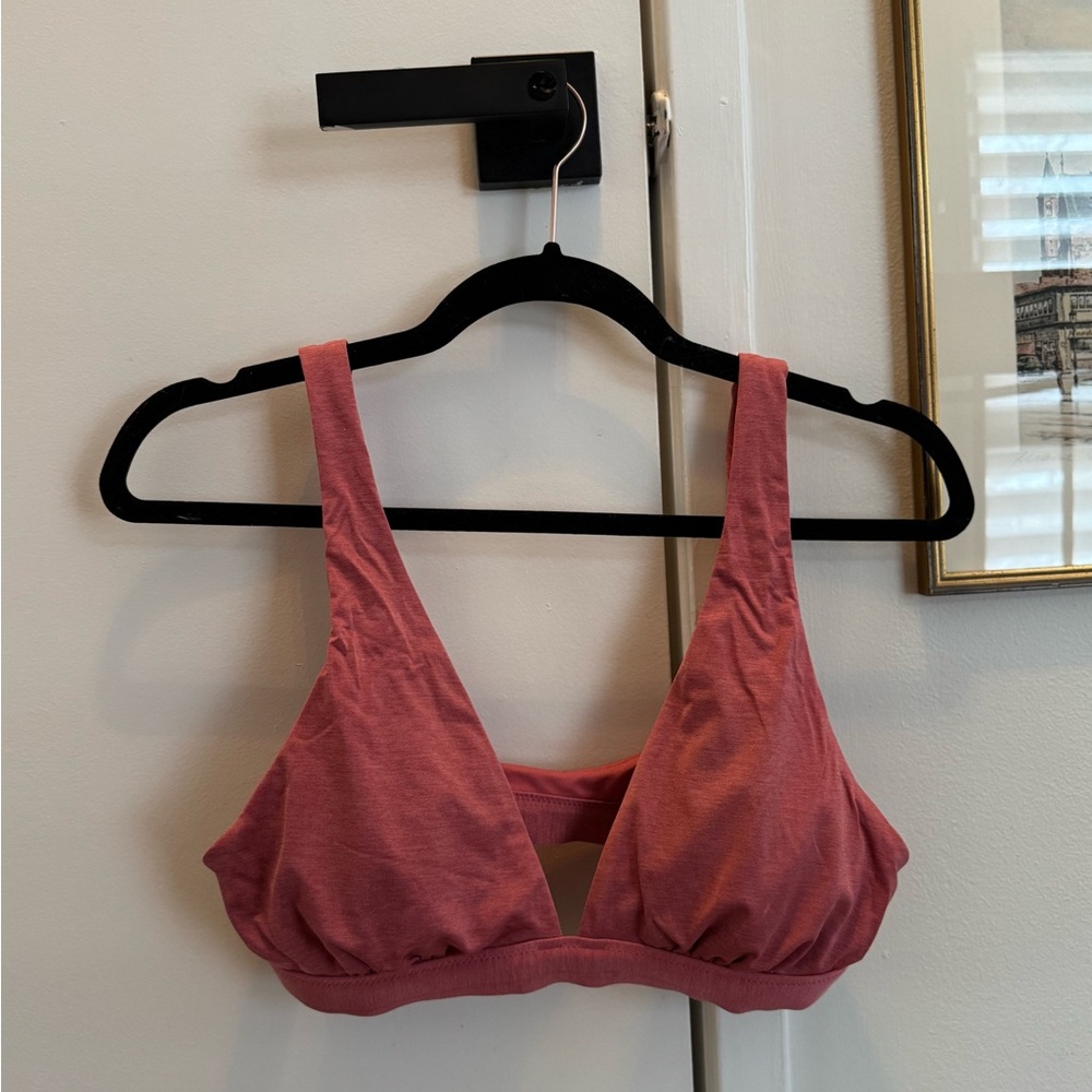 Athleta Women’s Swimsuit V-Neck Bikini Top Size S Rose Pink Scoop Back